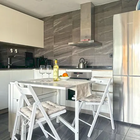 Stylish Close By The Sea Apartment Benalmádena